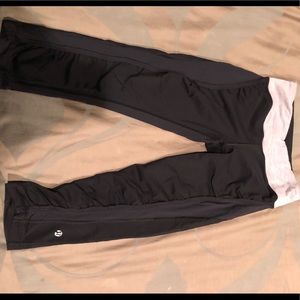 Lulu lemon ruched cropped workout leggings